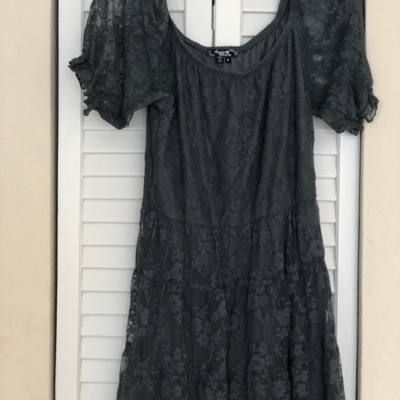 Dress - Picture 2 of 7